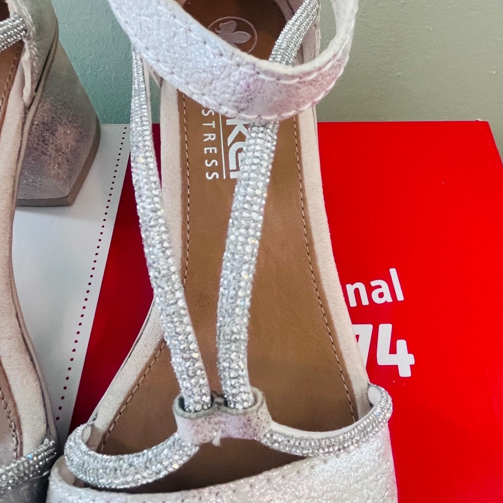 Rieker Women's Elegant White Heels - Picture 2 of 11